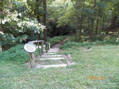 BoneheadAscensionTrail runs behind lot from Thistlewynd | Image 3