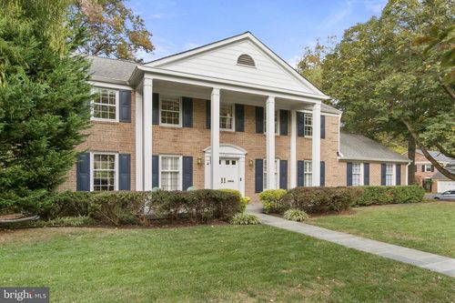 1401 Fallsmead Way, POTOMAC, MD, 20854-5526 | Card Image