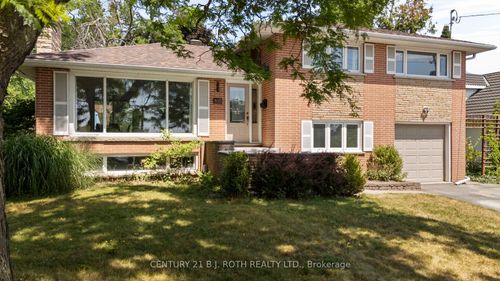 410 Codrington St, Barrie, ON, L4M1T3 | Card Image