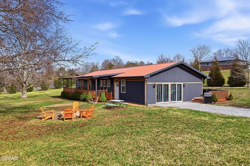 3180 Covemont Rd, Sevierville, TN, 37862-8425 | Card Image