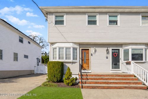91 Wade St, Staten Island, NY, 10314-2102 | Card Image