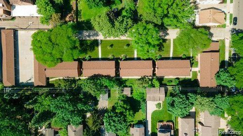 524 S Neff Lane Lane, Grosse Pointe, MI, 48230 | Card Image