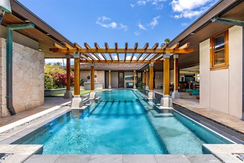 396 Dune Cir, Kailua, HI, 96734-2139 | Card Image