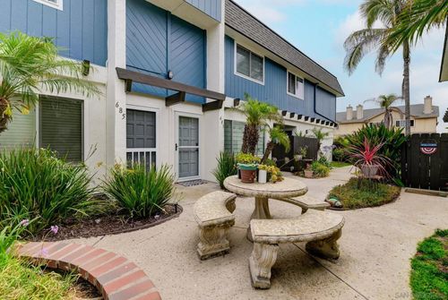 685 Seacoast Dr, Imperial Beach, CA, 91932 | Card Image