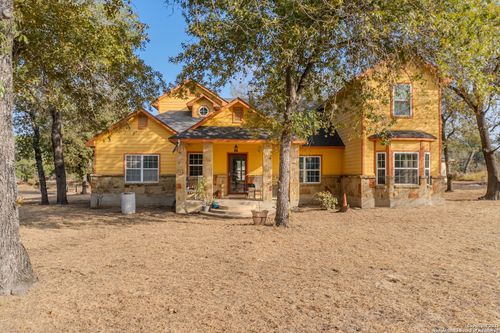 102 E Road Runner Dr, Somerset, TX, 78069-3758 | Card Image