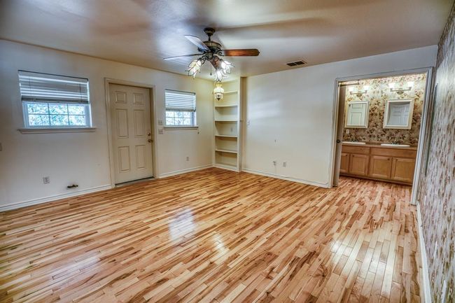2080 Dead End Ln, Home with 2 bedrooms, 2 bathrooms and null parking in Ledbetter TX | Image 16