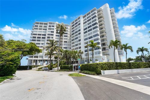 909-11930 N Bayshore Dr, North Miami, FL, 33181-2900 | Card Image