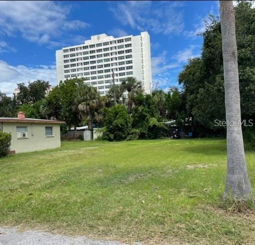 6721 10th Avenue Ter S, SOUTH PASADENA, FL, 33707-2943 | Card Image