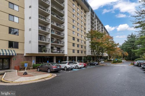 727-3800 Powell Ln, FALLS CHURCH, VA, 22041-3667 | Card Image