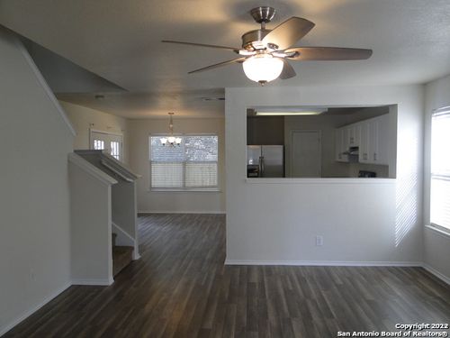 421 Hampton Cv, Boerne, TX, 78006-5668 | Card Image