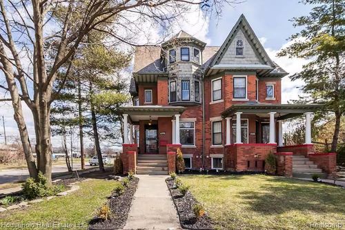 4446 Commonwealth St, Detroit, MI, 48208-2915 | Card Image