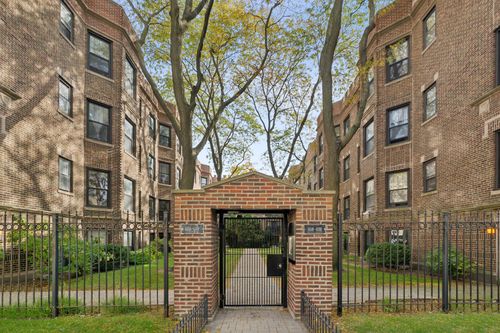 48-6257 N Sheridan Road, Chicago, IL, 60660 | Card Image