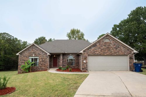 7 Glacier Cv, Maumelle, AR, 72113-6083 | Card Image