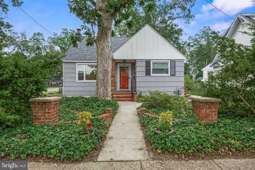 101 Hemlock Ave, LAUREL SPRINGS, NJ, 08021-2119 | Card Image