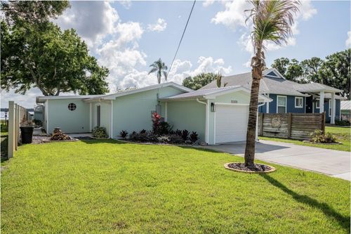 6125 Lake Lizzie Dr, Saint Cloud, FL, 34771-8523 | Card Image