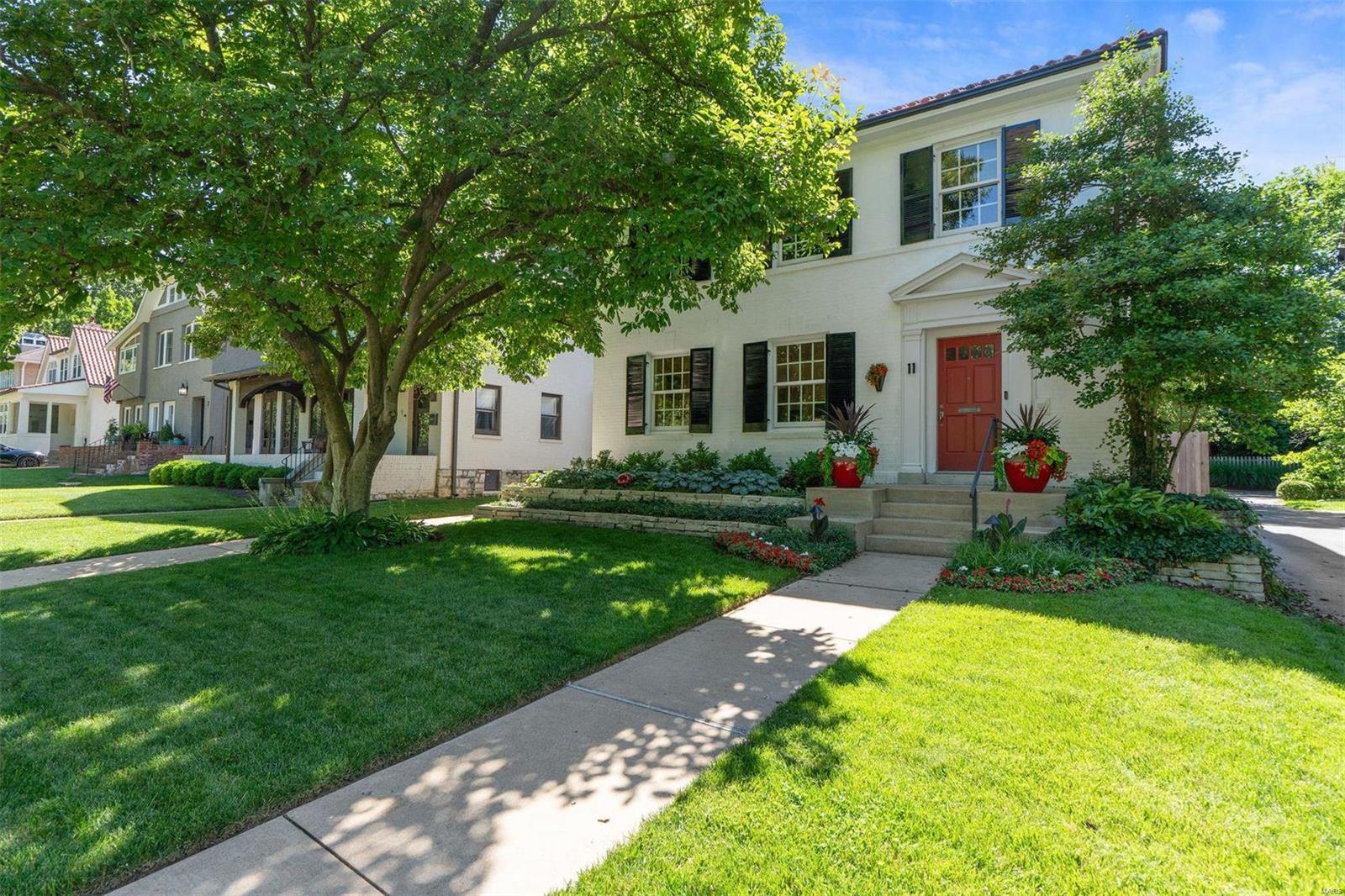 Dartford Ave, Saint Louis, MO 63105