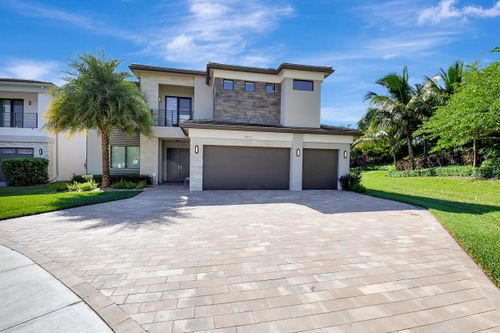 8870 Skyward St, Boca Raton, FL, 33496-5609 | Card Image