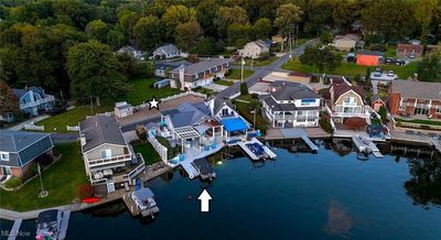 *WATERFRONT RANCH ONE FLOOR LIVING PRIME PORTAGE LAKES PROPERTY LOCATED ON WEST RESERVOIR W/7 PARKING SPOTS, DOCK, 3 COVERED ENTERTAINING AREAS | Image 2