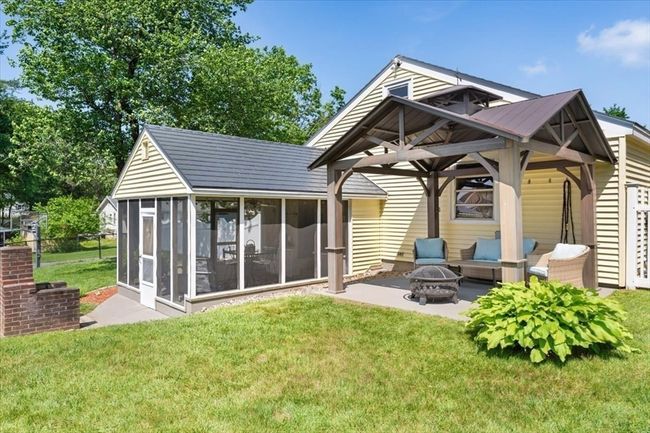 472 Potter Rd, House other with 4 bedrooms, 3 bathrooms and 6 parking in Framingham MA | Image 36