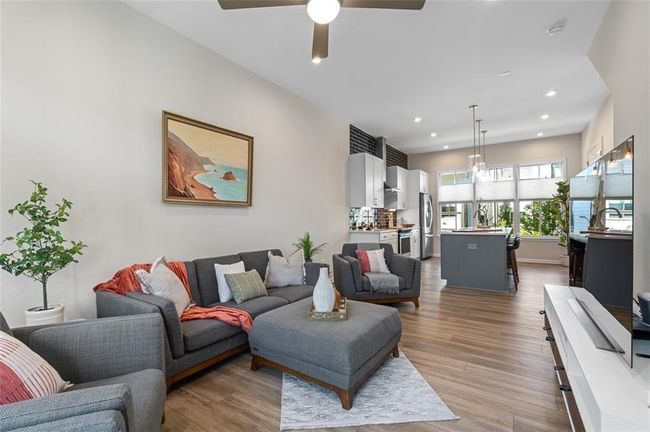 711 Needletail Way, Townhouse with 3 bedrooms, 3 bathrooms and null parking in Atlanta GA | Image 11