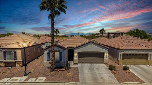 7252 Forest Village Ave, Las Vegas, NV, 89113-4636 | Card Image
