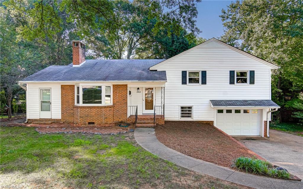 Stratford Rd, Winston Salem, NC 27104