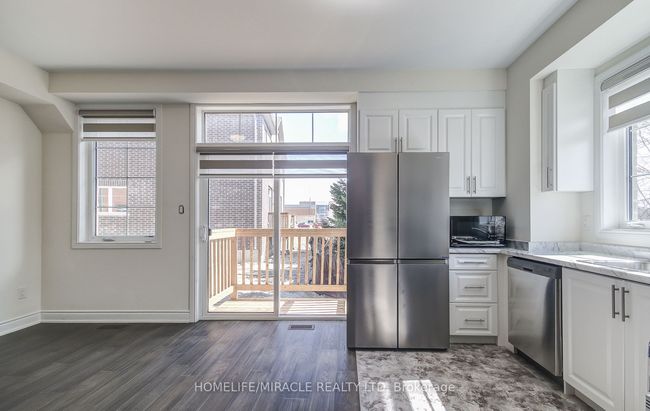 28 Yvonne Dr, House attached with 3 bedrooms, 4 bathrooms and 1 parking in Brampton ON | Image 30