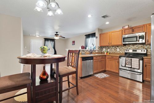 8406 Mescal Pass, San Antonio, TX, 78252-2800 | Card Image