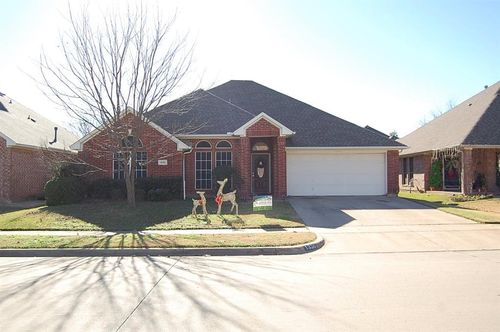 1330 Lyra Lane, Arlington, TX, 76013 | Card Image