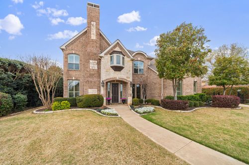 616 Honeysuckle Holw, Southlake, TX, 76092-6926 | Card Image