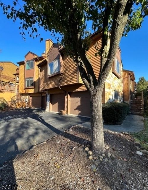 25 Schindler Dr, Rockaway, NJ, 07866-4800 | Card Image