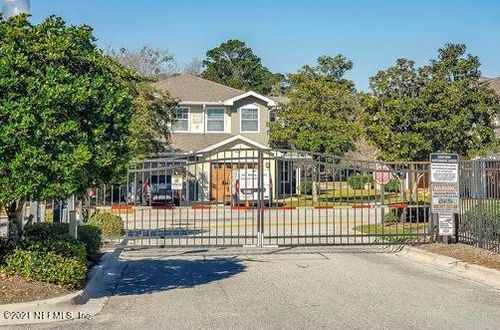 302-8550 Argyle Business Loop, JACKSONVILLE, FL, 32244-8905 | Card Image