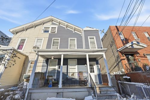 2-289 Whiton St, Jersey City, NJ, 07304-4027 | Card Image