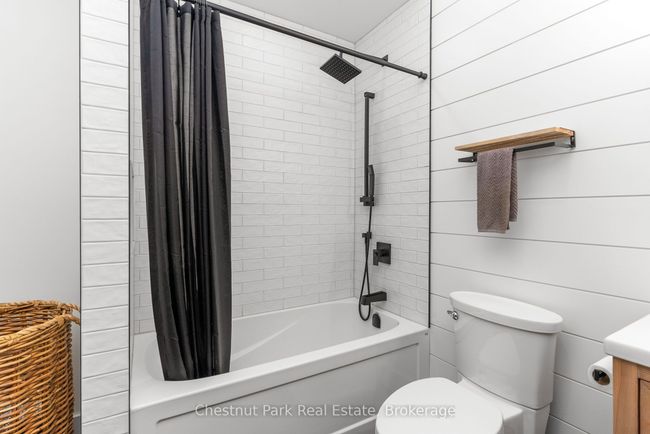 1010 Leonard Lake Rd, House other with 3 bedrooms, 3 bathrooms and 6 parking in Bracebridge ON | Image 30
