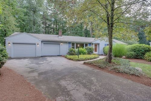 31 Hayden Ln, Bedford, MA, 01730-1140 | Card Image