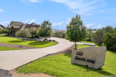 253 Secret Way, House other with 3 bedrooms, 2 bathrooms and null parking in Spring Branch TX | Image 3