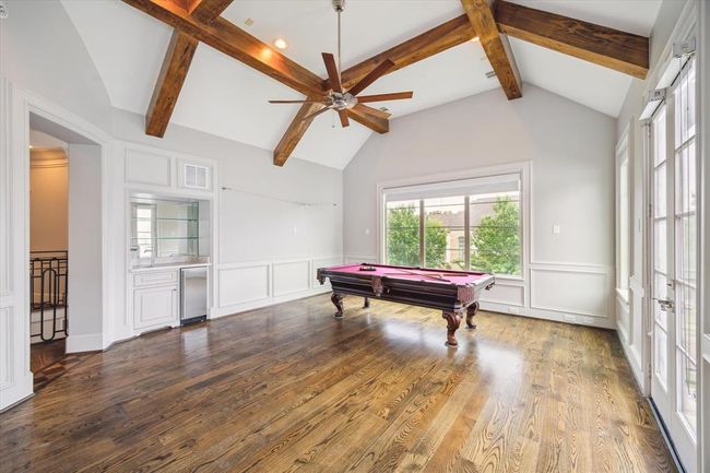 8304 Maple Ct, House other with 5 bedrooms, 5 bathrooms and 2 parking in Bellaire TX | Image 31