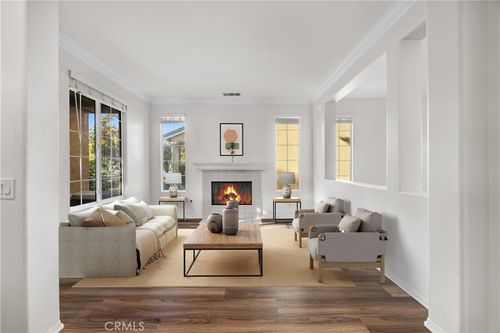 27626 Sunny Creek Dr, Valencia, CA, 91354-1898 | Card Image