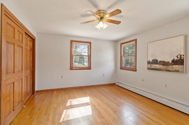 1096 W Hollis St, House other with 3 bedrooms, 3 bathrooms and null parking in Nashua NH | Image 18