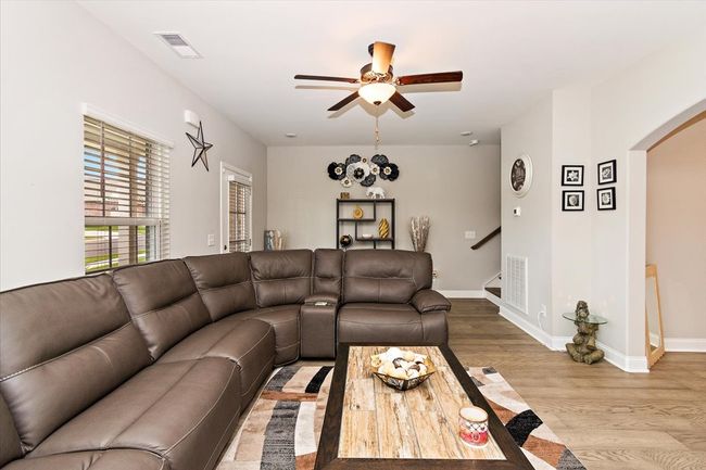 433 Longstone Rd, Townhouse with 3 bedrooms, 3 bathrooms and 3 parking in Gallatin TN | Image 8