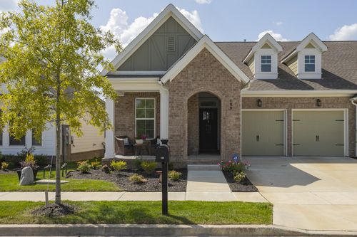 109 Saddlewood Ln, Hendersonville, TN, 37075-1547 | Card Image