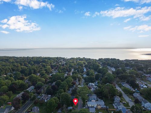 128 Peck Avenue, Bristol, RI, 02809 | Card Image