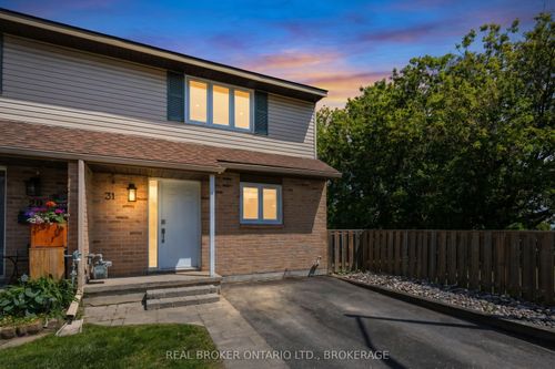 31 Coventry Cres, Kingston, ON, K7M7S1 | Card Image