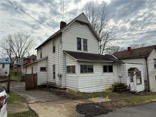 408 Brooklyn St, Sharon, PA, 16146-2242 | Card Image