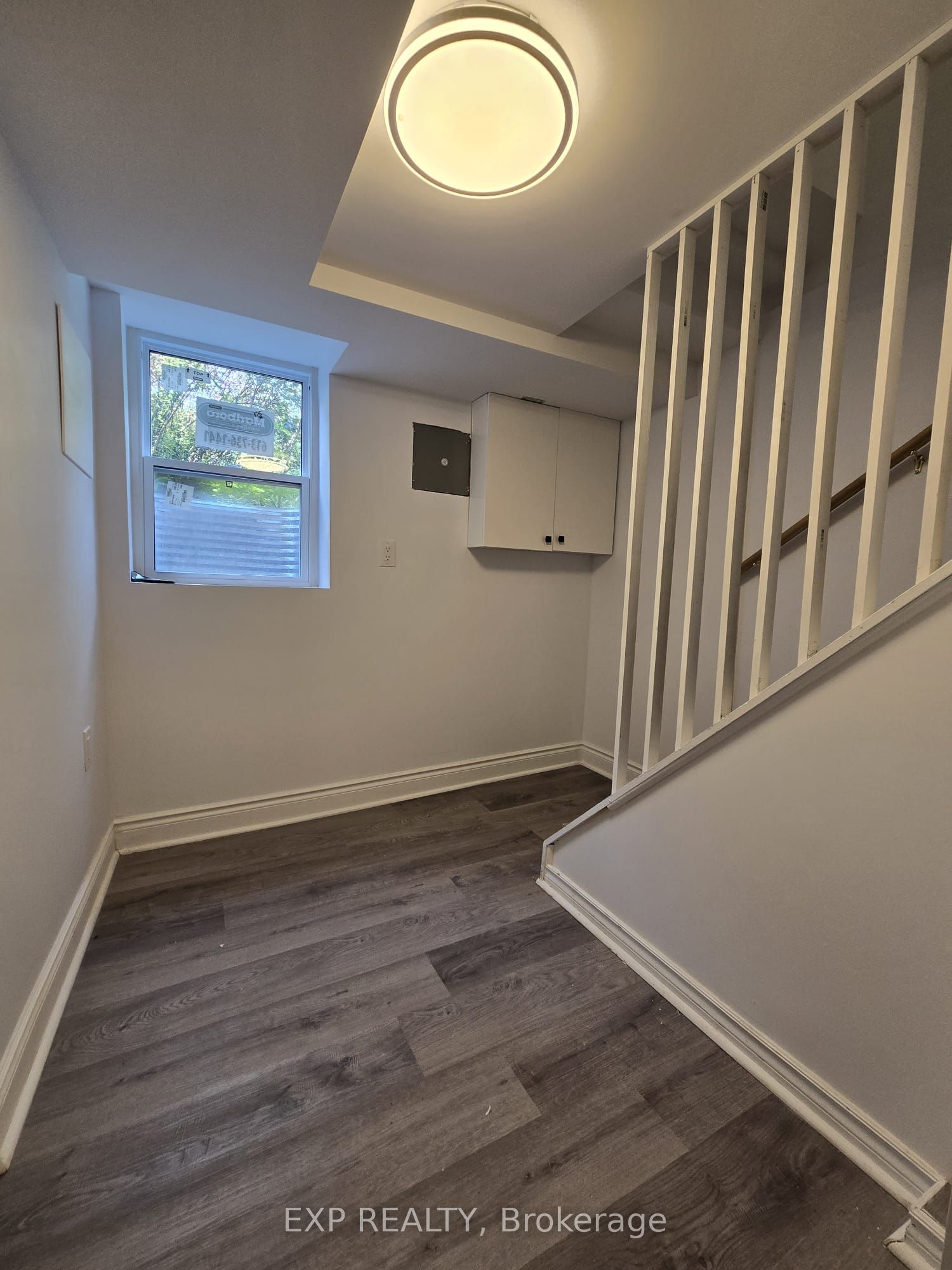 Residential Lease in South of Baseline to Knoxdale 4