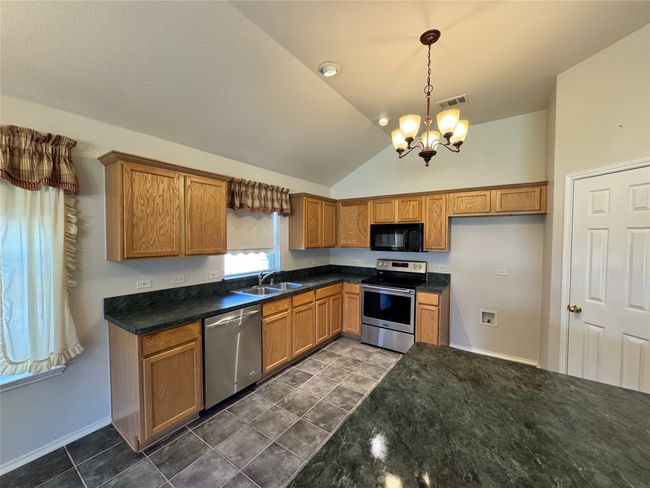 132 Yosemite Ln, House other with 3 bedrooms, 2 bathrooms and null parking in Terrell TX | Image 8
