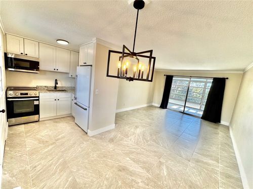 apt-12-808 22nd St, Vero Beach, FL, 32960-5152 | Card Image