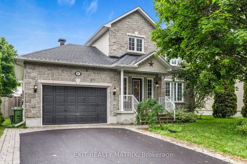 67 Renoir Dr, Embrun, ON, K0A1W0 | Card Image