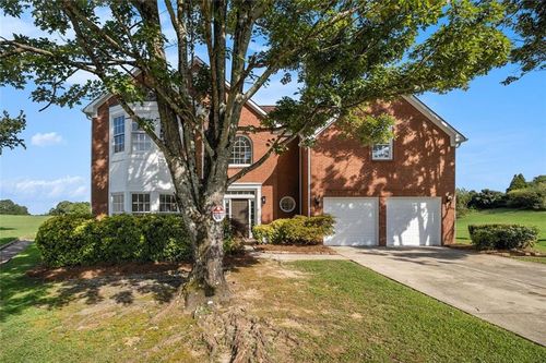 690 Gateway Ct, Stone Mountain, GA, 30087-6036 | Card Image