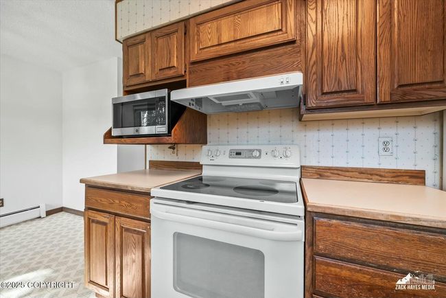 Kitchen | Image 7